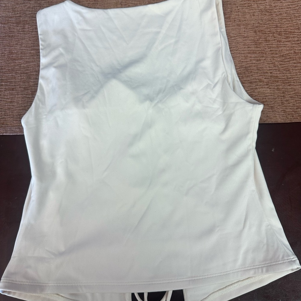 REORIA U-Neck Adjustable Tie-Front Crop Top Soft Sexy Sleeveless Tops <<300>> - Picture 8 of 8